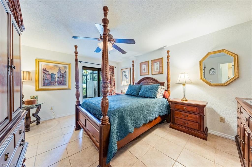 EMERALD WOODS - Residential