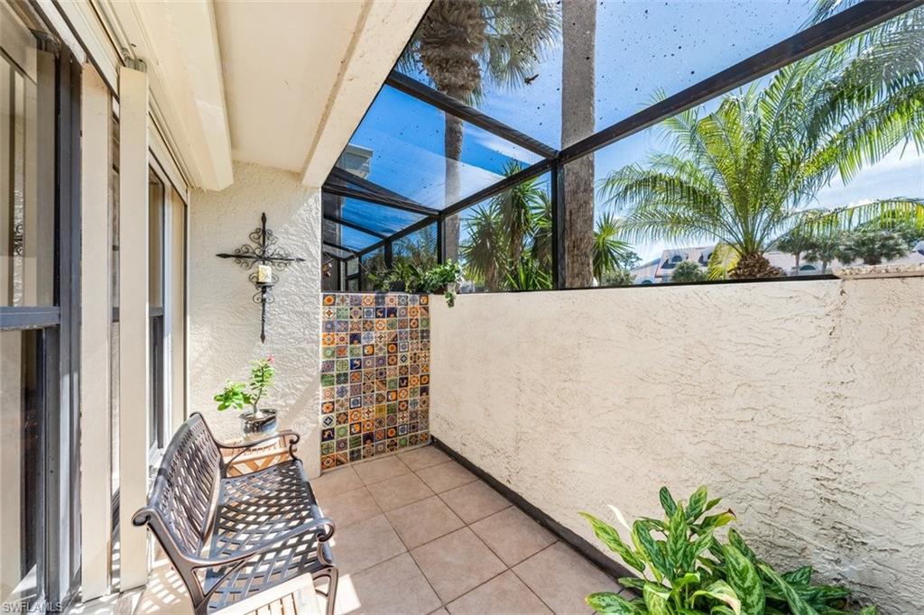 EMERALD WOODS - Residential