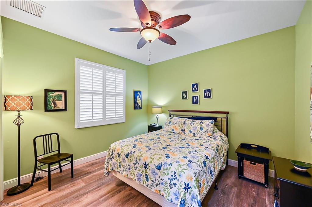 COLONIAL POINTE - Residential