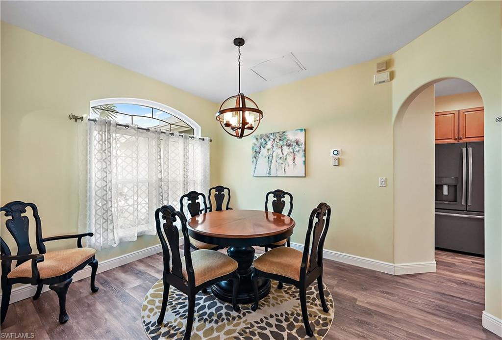 COLONIAL POINTE - Residential