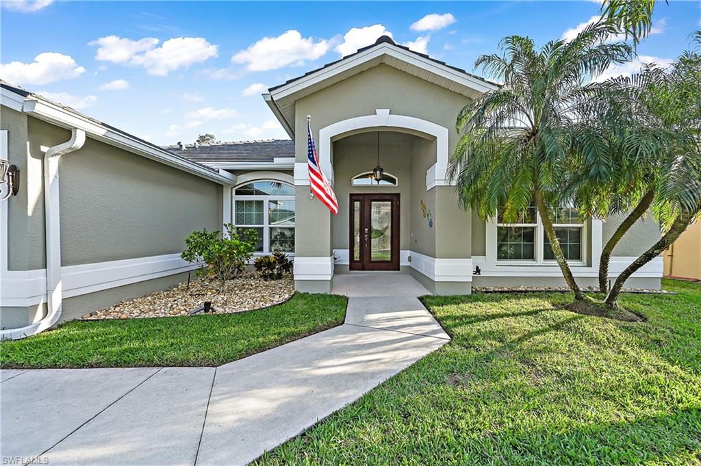 COLONIAL POINTE - Residential