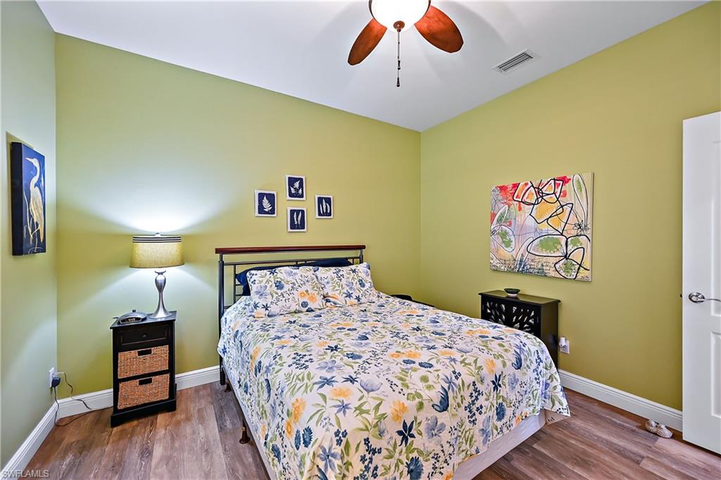 COLONIAL POINTE - Residential