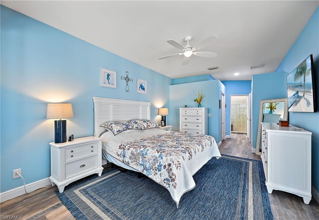 COLONIAL POINTE - Residential