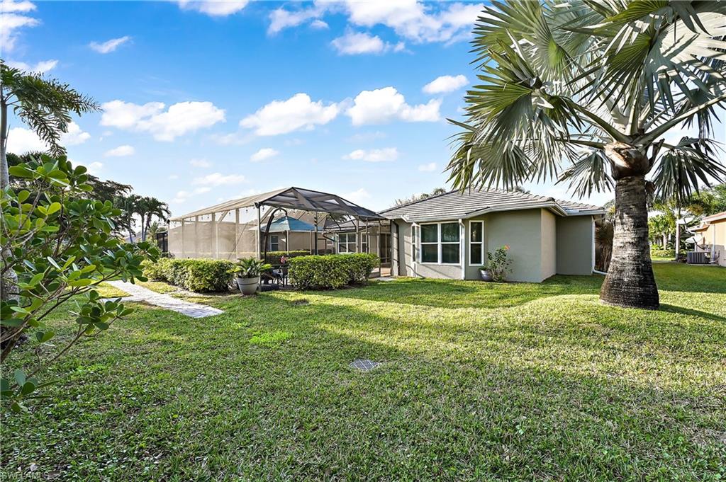 COLONIAL POINTE - Residential