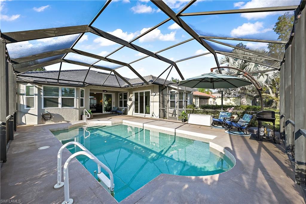 COLONIAL POINTE - Residential