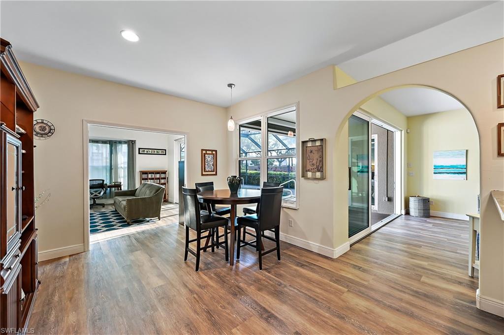 COLONIAL POINTE - Residential