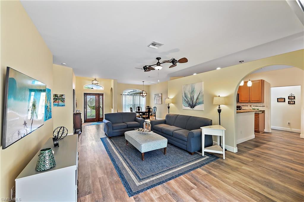 COLONIAL POINTE - Residential