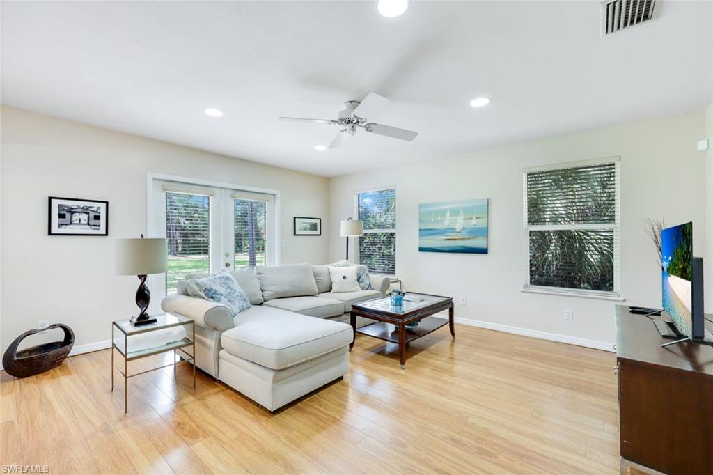 PINE RIDGE - Residential