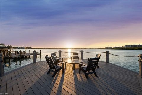 1084 Old Marco LN MARCO ISLAND FL 34145