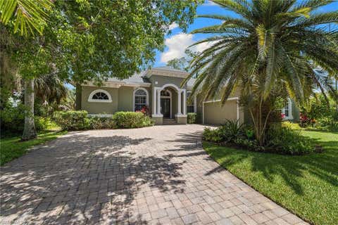 Photo of 61 Constitution DR, NAPLES, FL 34112 (MLS # 226020305)