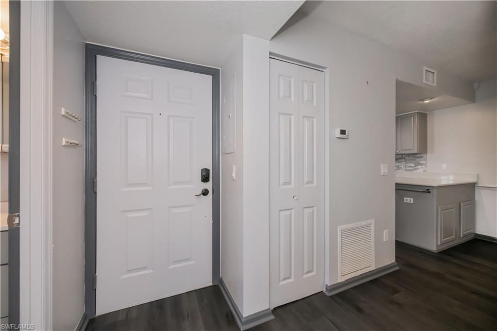 PORT CHARLOTTE - Residential