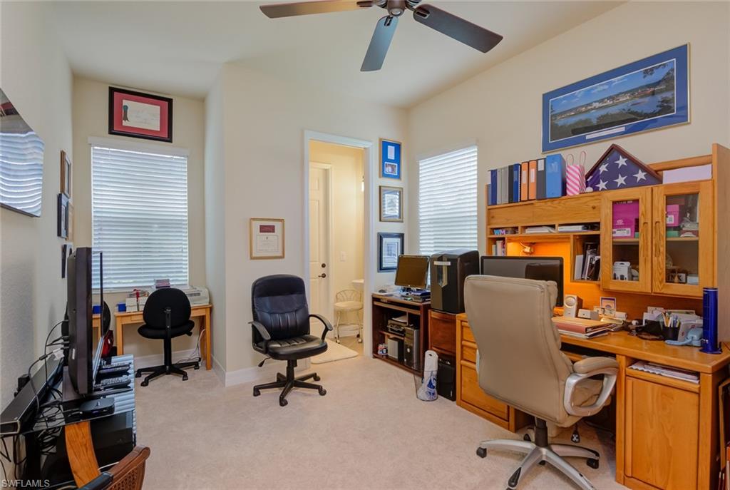 COUNTRY CLUB - Residential