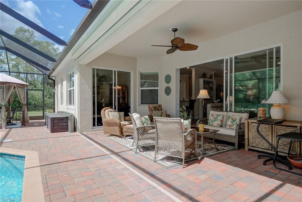 COUNTRY CLUB - Residential