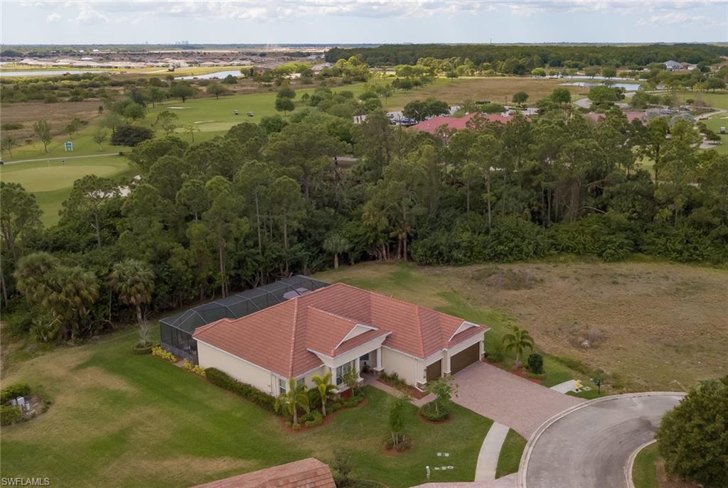 COUNTRY CLUB - Residential