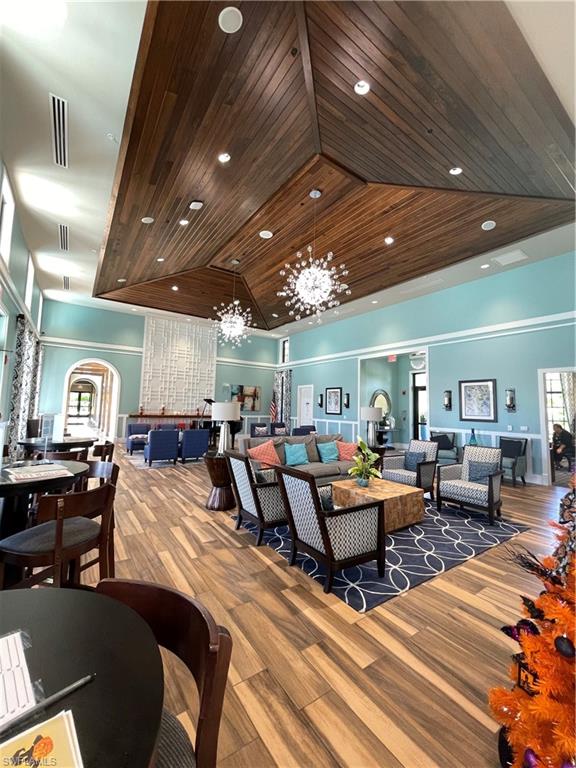 LAMORADA - Residential