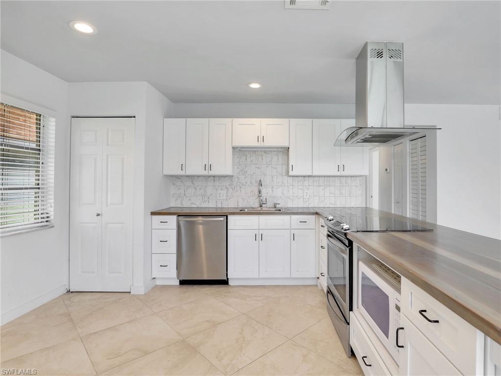 SORRENTO VILLAS - Residential