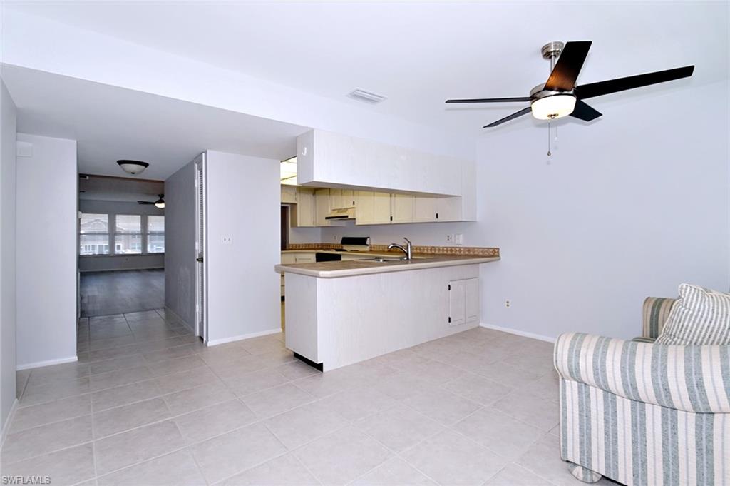 COMMODORE CONDO - Residential