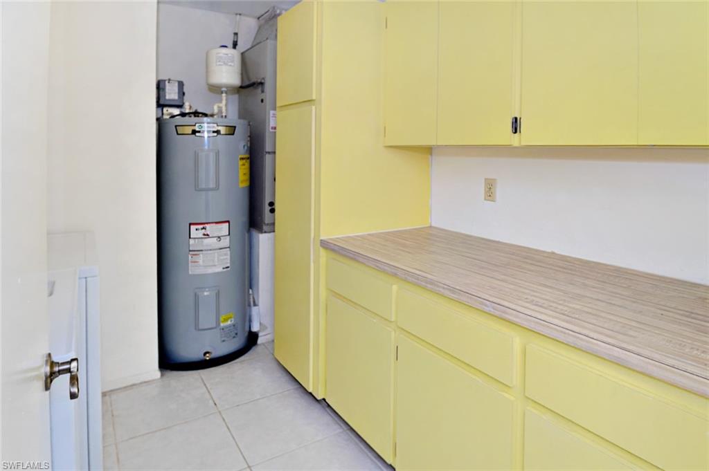 COMMODORE CONDO - Residential