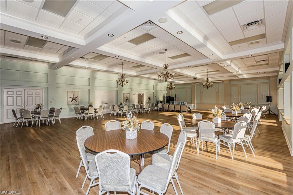 REFLECTION LAKES - Residential