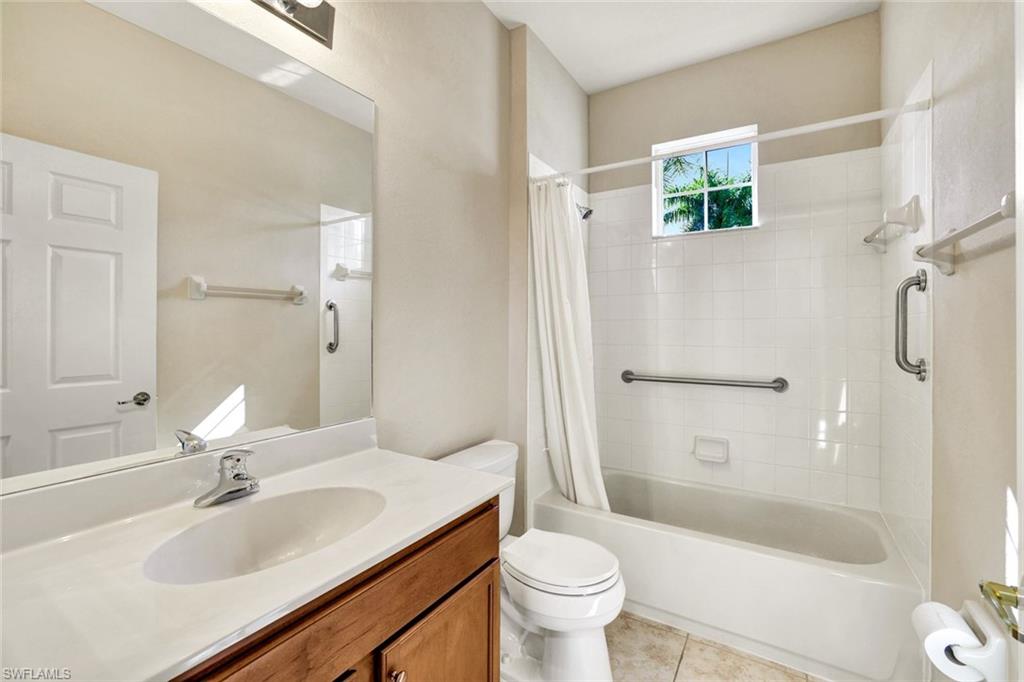 REFLECTION LAKES - Residential