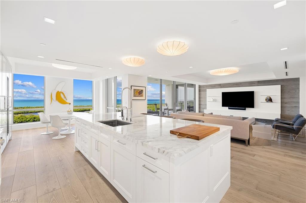 MYSTIQUE - Residential