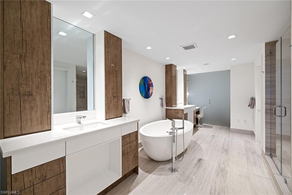 MYSTIQUE - Residential