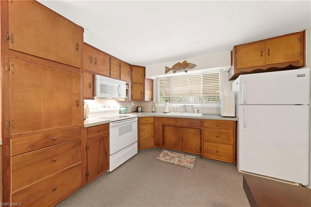 PINE ISLAND - Residential