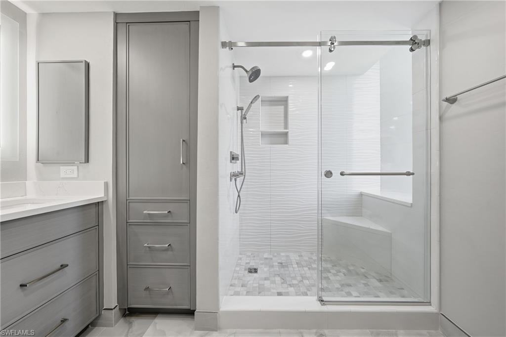 PRINCESS DEL MAR - Residential