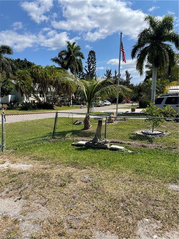 PINE ISLAND VILLAS - Residential