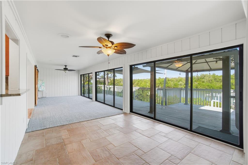 IMPERIAL SHORES - Residential