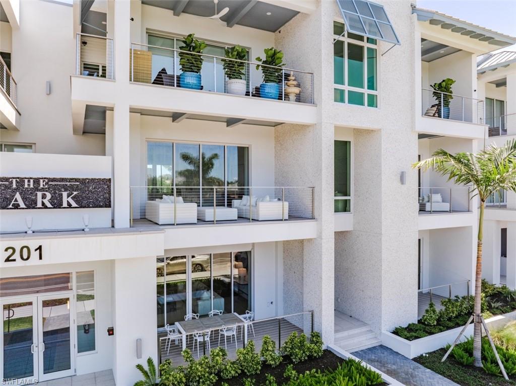 OLDE NAPLES - Residential