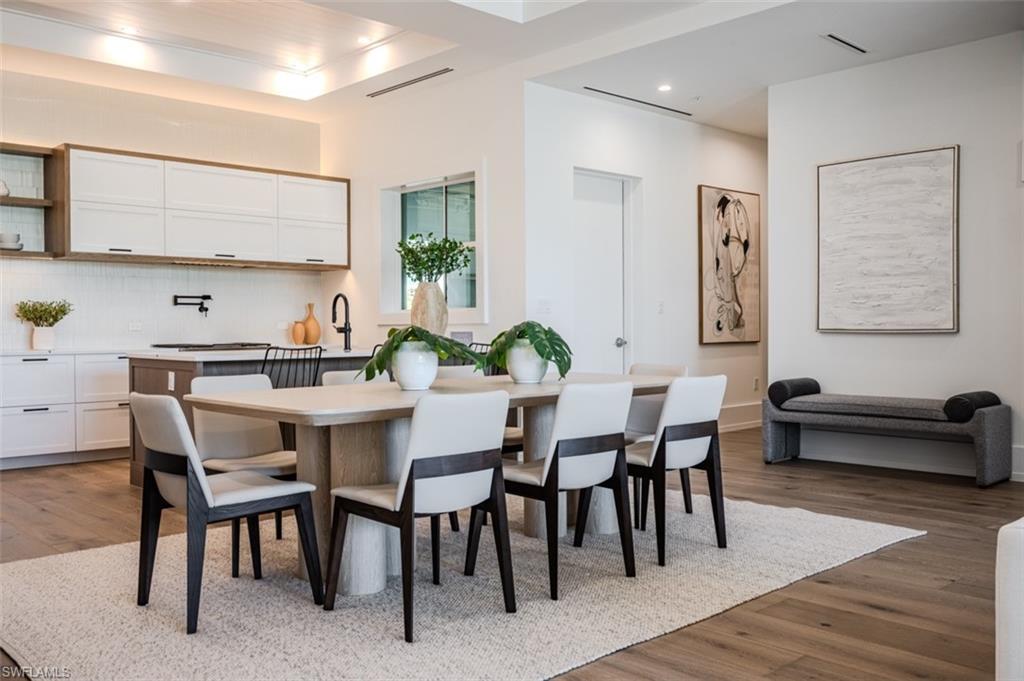 OLDE NAPLES - Residential