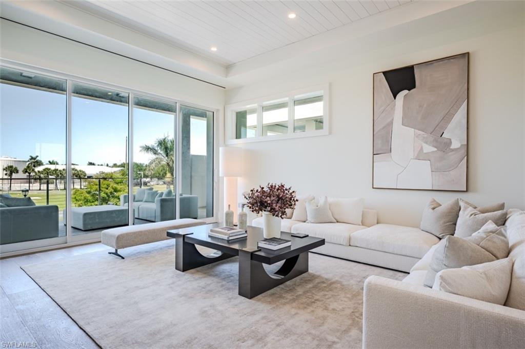 OLDE NAPLES - Residential