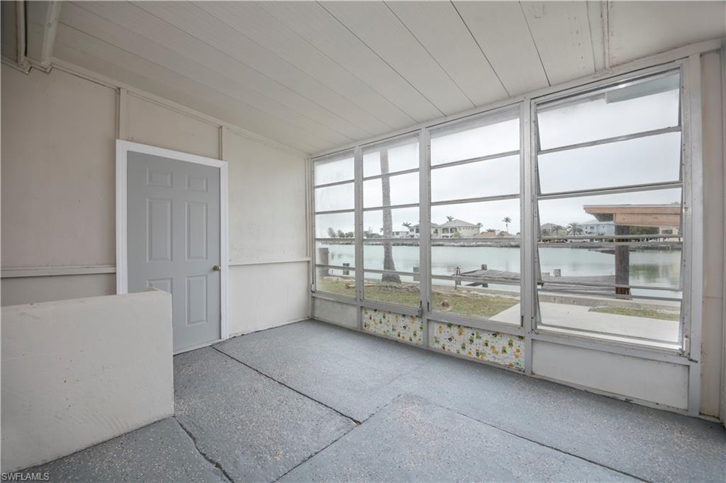 ISLES OF CAPRI - Residential