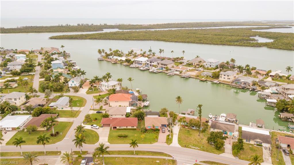 ISLES OF CAPRI - Residential