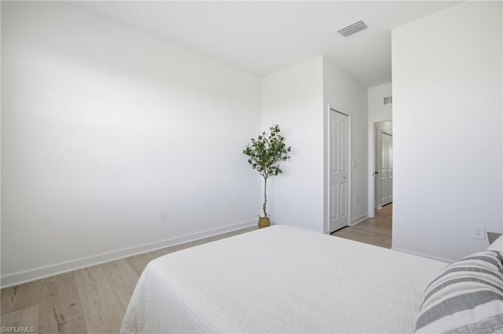 TIMBER CREEK - Residential Lease