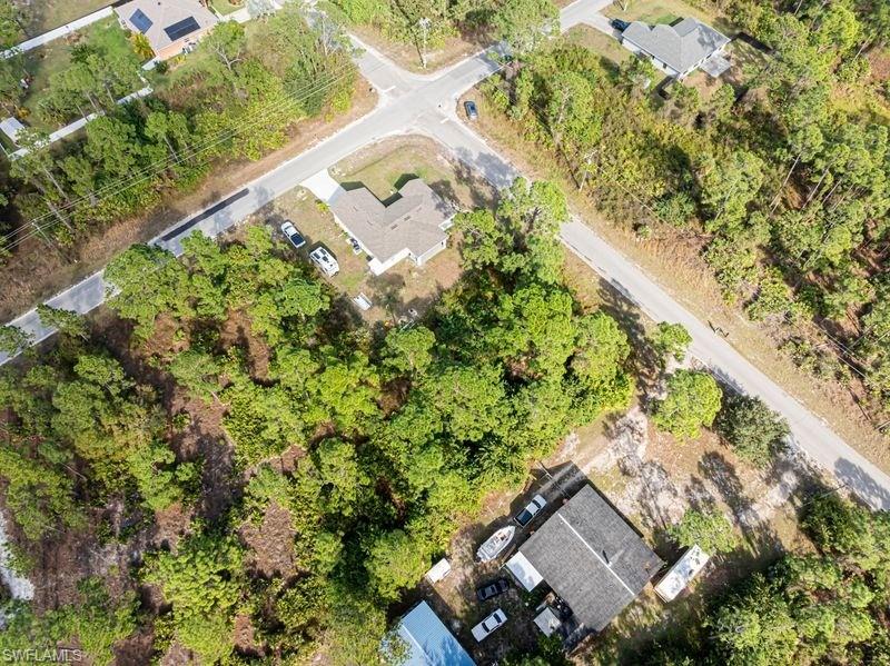 ISLAND OF HAPPINESS - Land