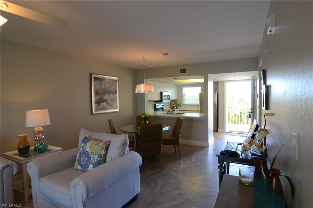 ESSEX OF MARCO ISLAND - Residential