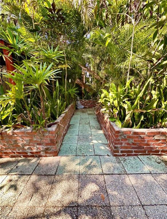 FORT MYERS - Residential Lease