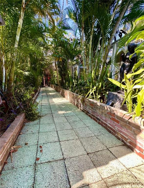 FORT MYERS - Residential Lease