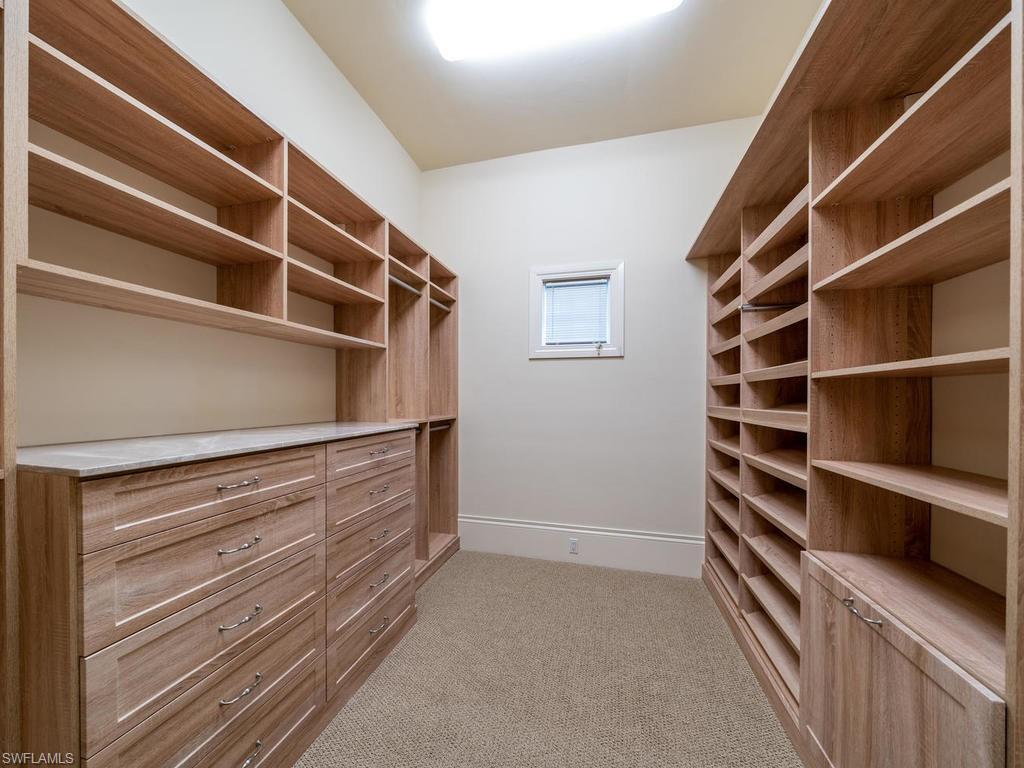 ESTATES AT GREY OAKS - Residential