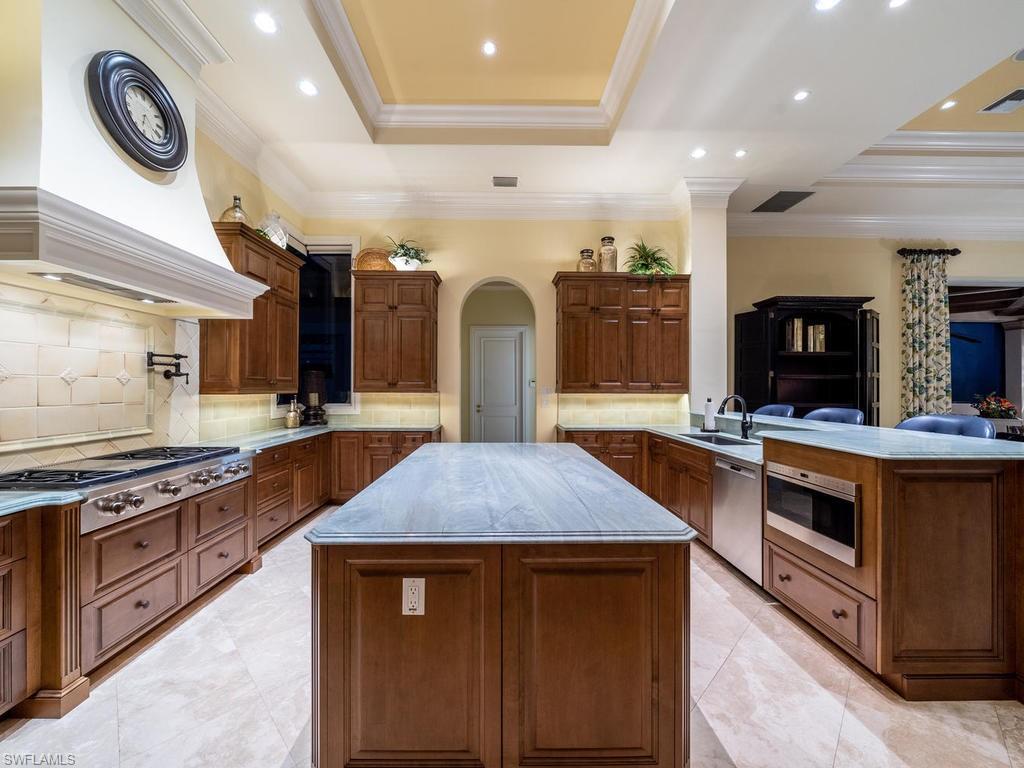 ESTATES AT GREY OAKS - Residential