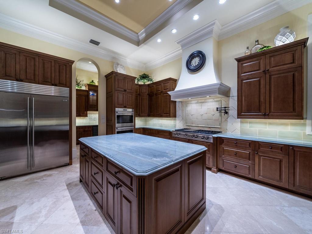 ESTATES AT GREY OAKS - Residential