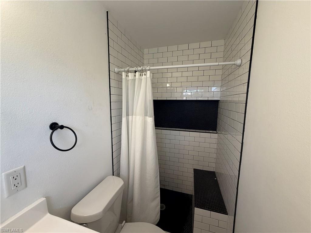 SAN CARLOS PARK - Residential Lease