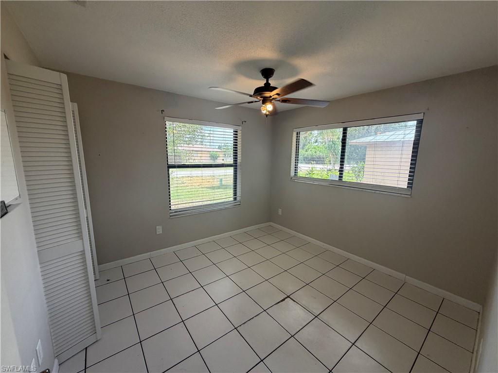 SAN CARLOS PARK - Residential Lease