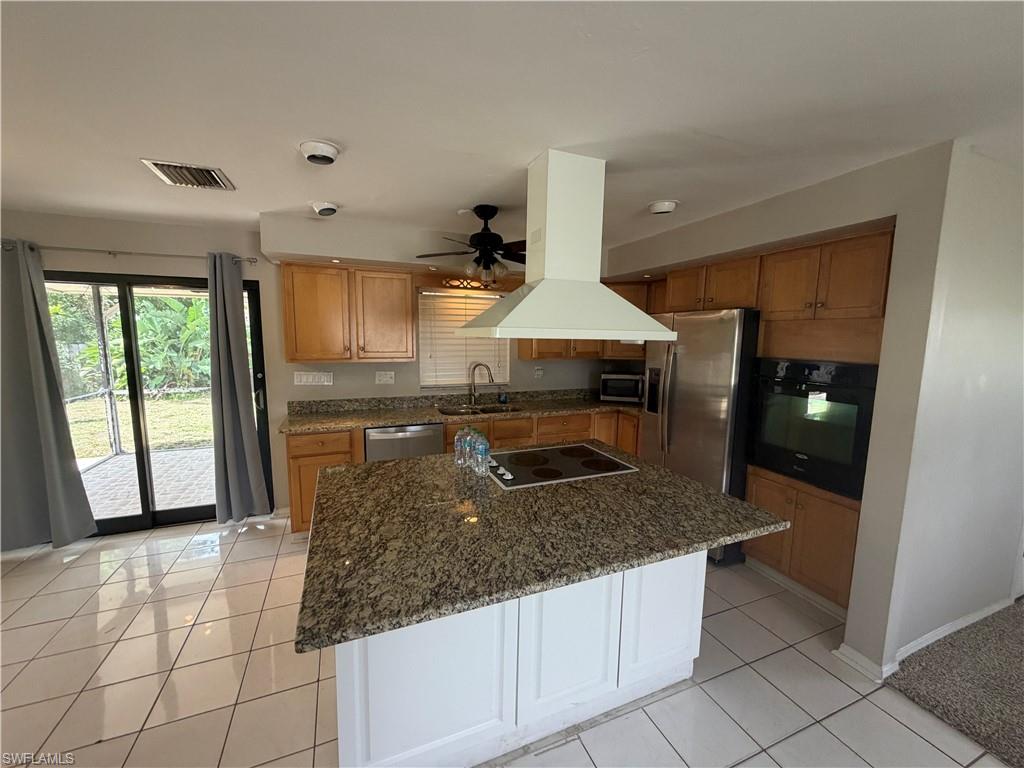 SAN CARLOS PARK - Residential Lease