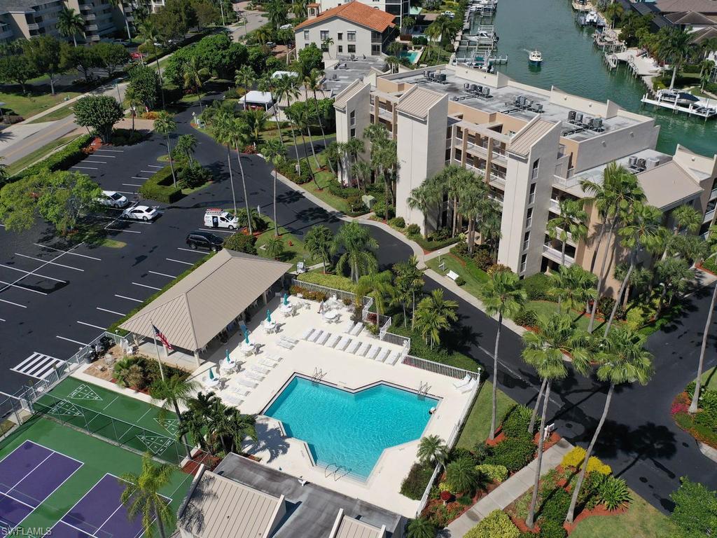 EAGLE CAY - Residential