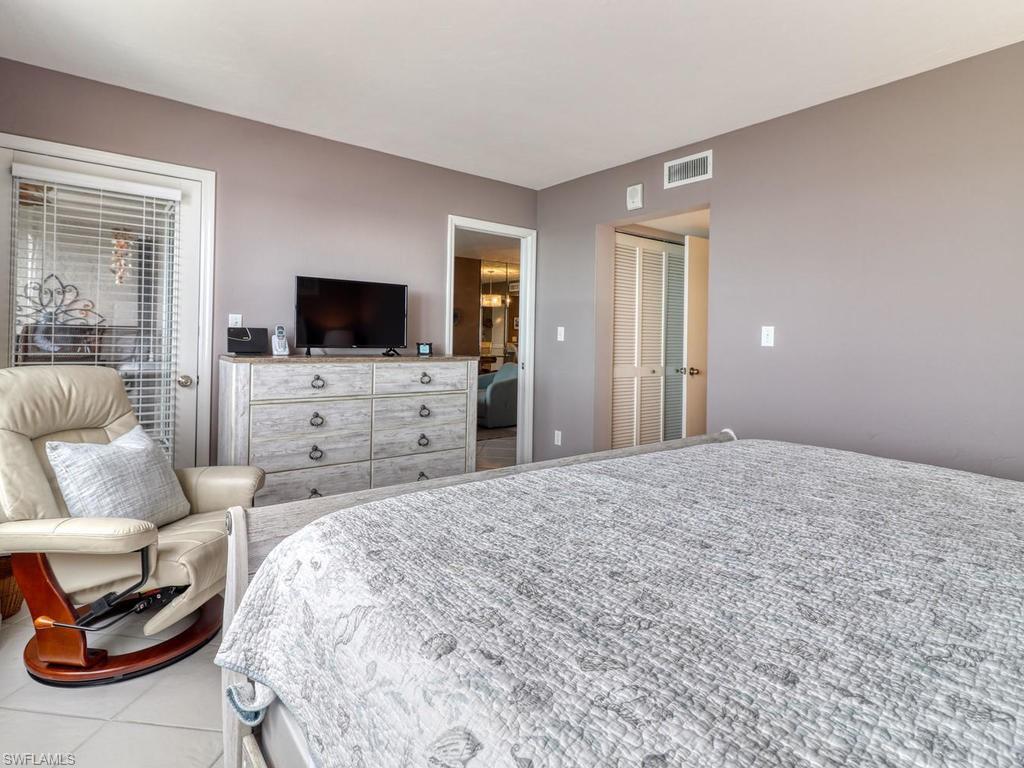 EAGLE CAY - Residential