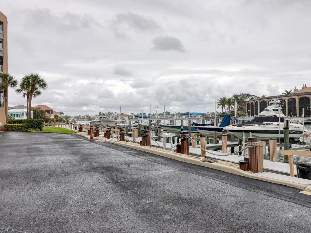 EAGLE CAY - Residential