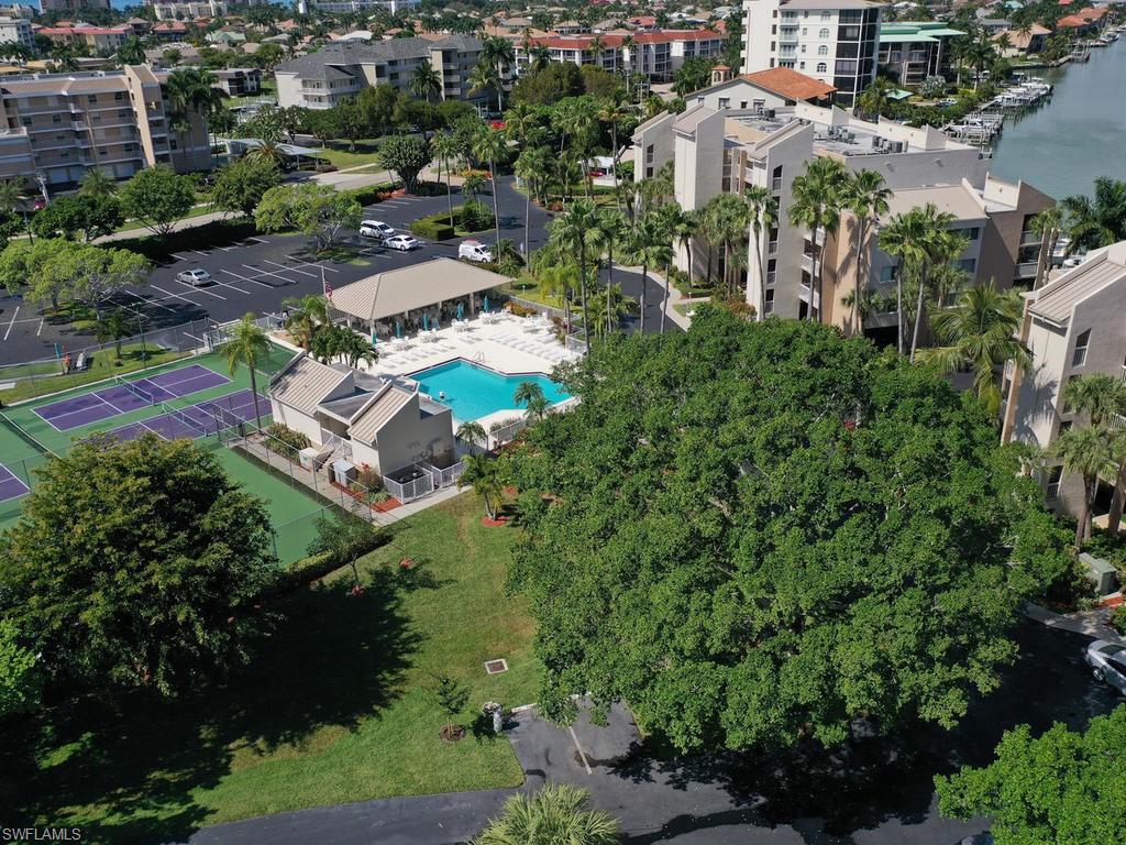 EAGLE CAY - Residential